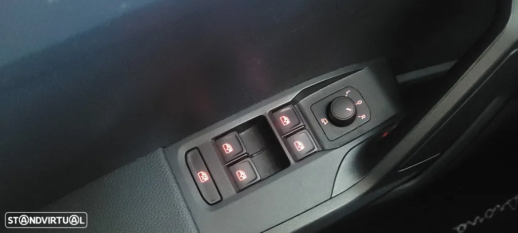 SEAT Arona 1.0 TSI Style - 34