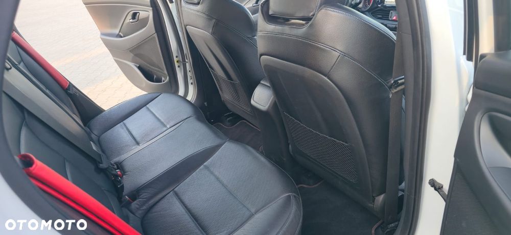 Hyundai i30 N 2.0 T-GDI Performance - 16