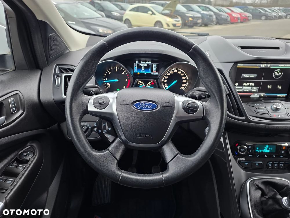 Ford Kuga 2.0 TDCi 4x2 Titanium - 24