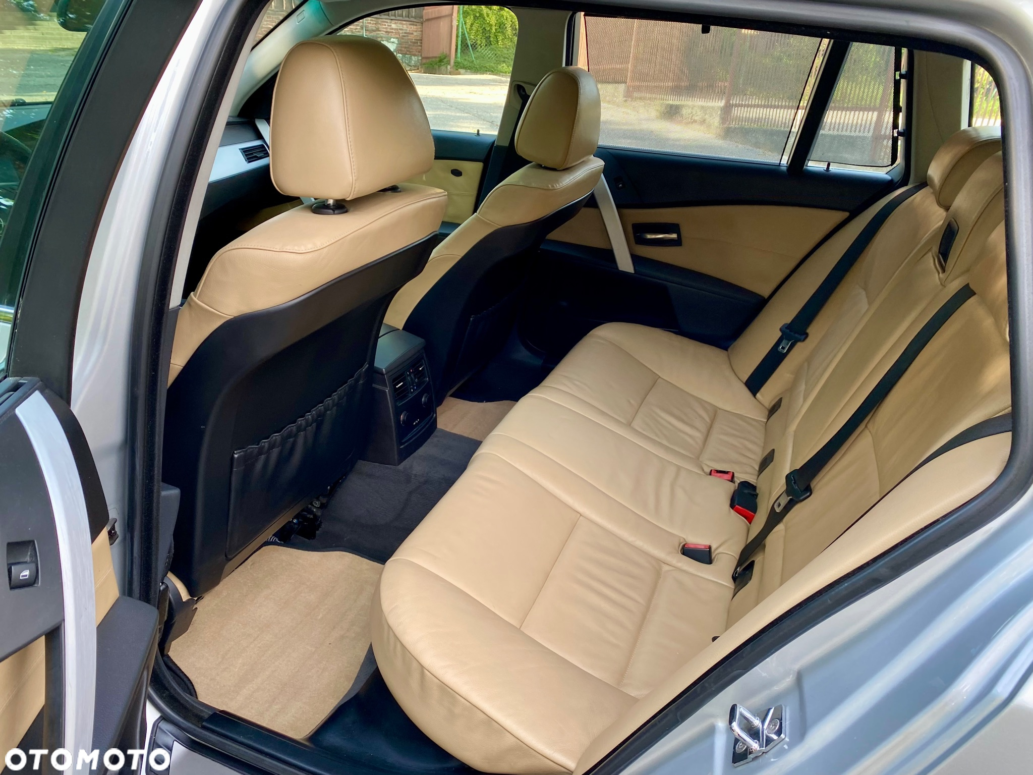 BMW Seria 5 530xd Touring - 13