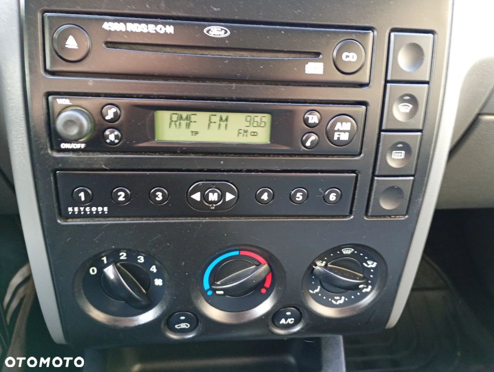 Ford Fusion 1.4 Fun X - 7