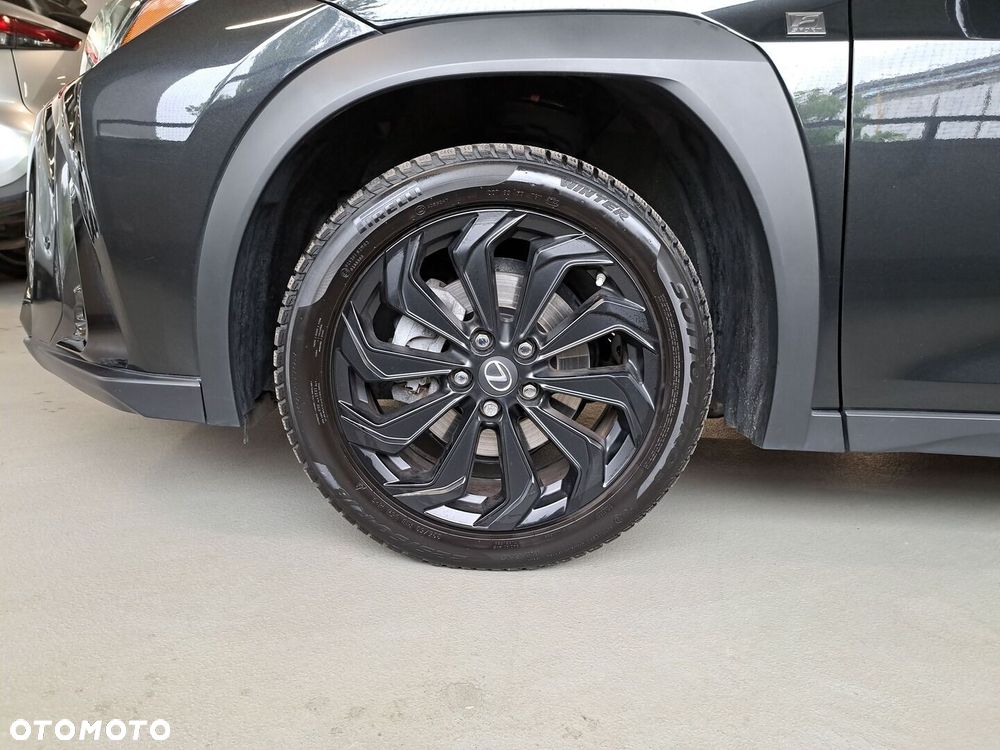 Lexus UX 250h GPF F Sport Design 2WD - 33
