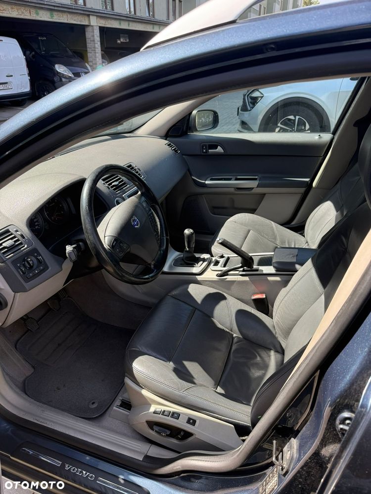 Volvo V50 2.0D Summum - 12