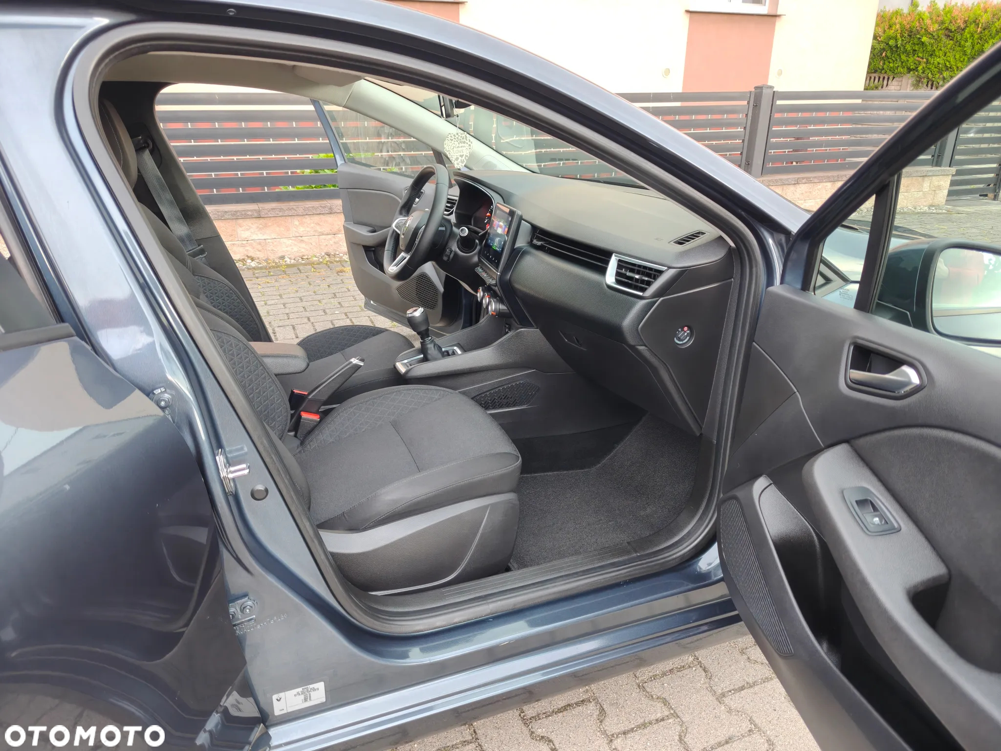 Renault Clio - 18