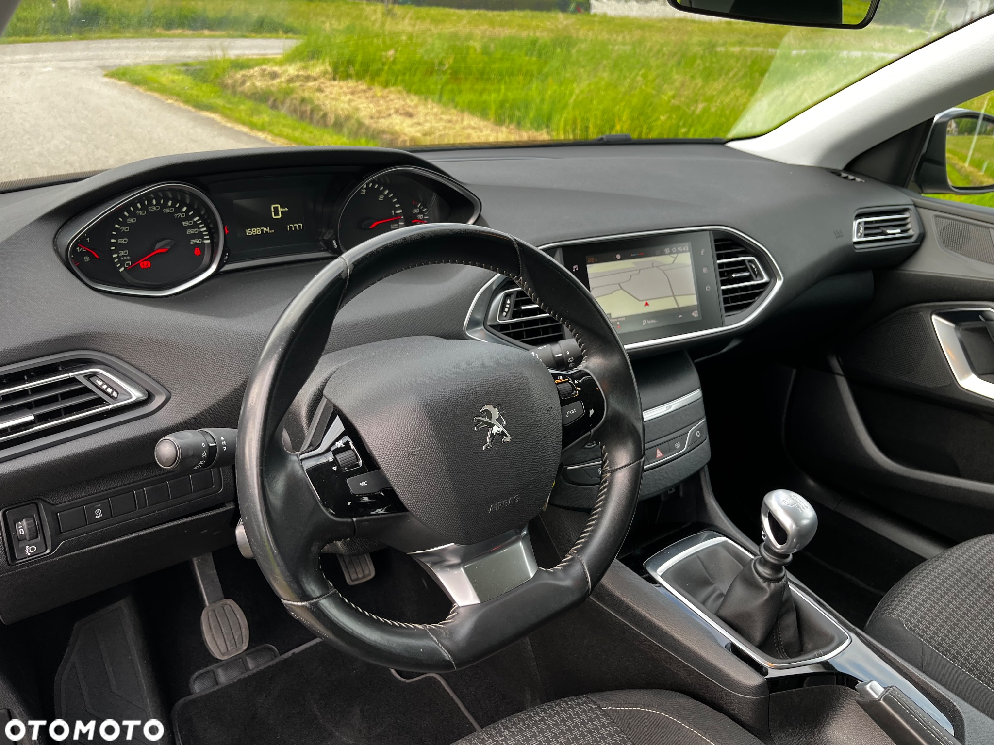 Peugeot 308 BlueHDi 130 Allure - 26
