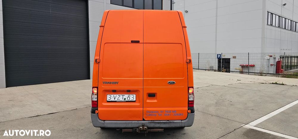 Ford Transit Turneo - 16
