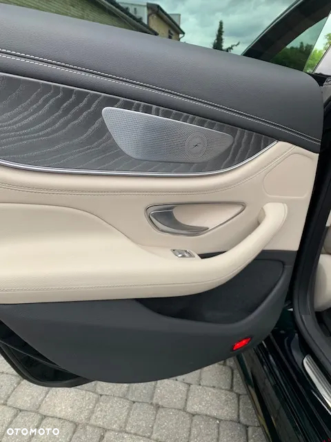 Mercedes-Benz CLS 400 d 4-Matic AMG - 4