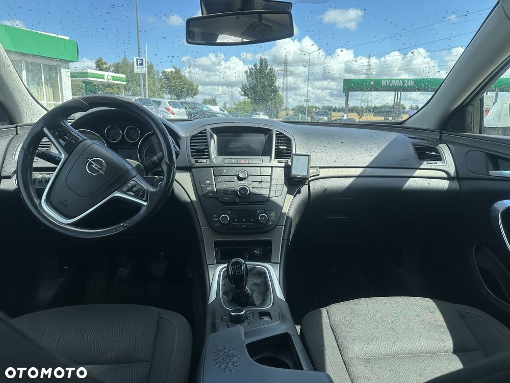 Opel Insignia - 8