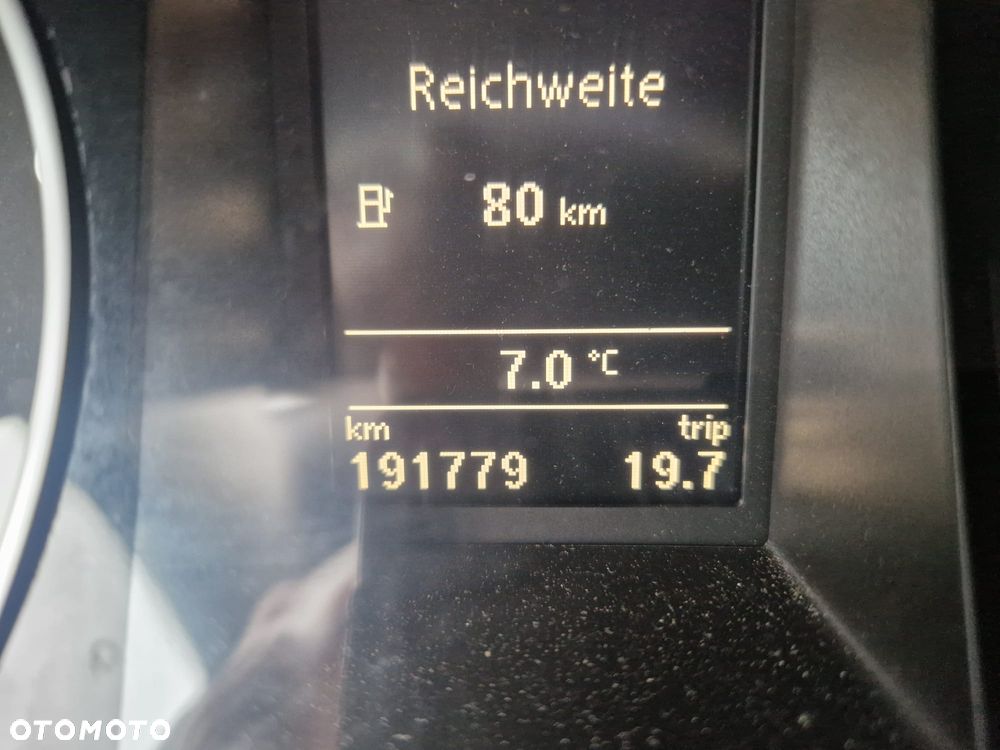 Volkswagen Passat Variant 1.8 TSI Comfortline - 17