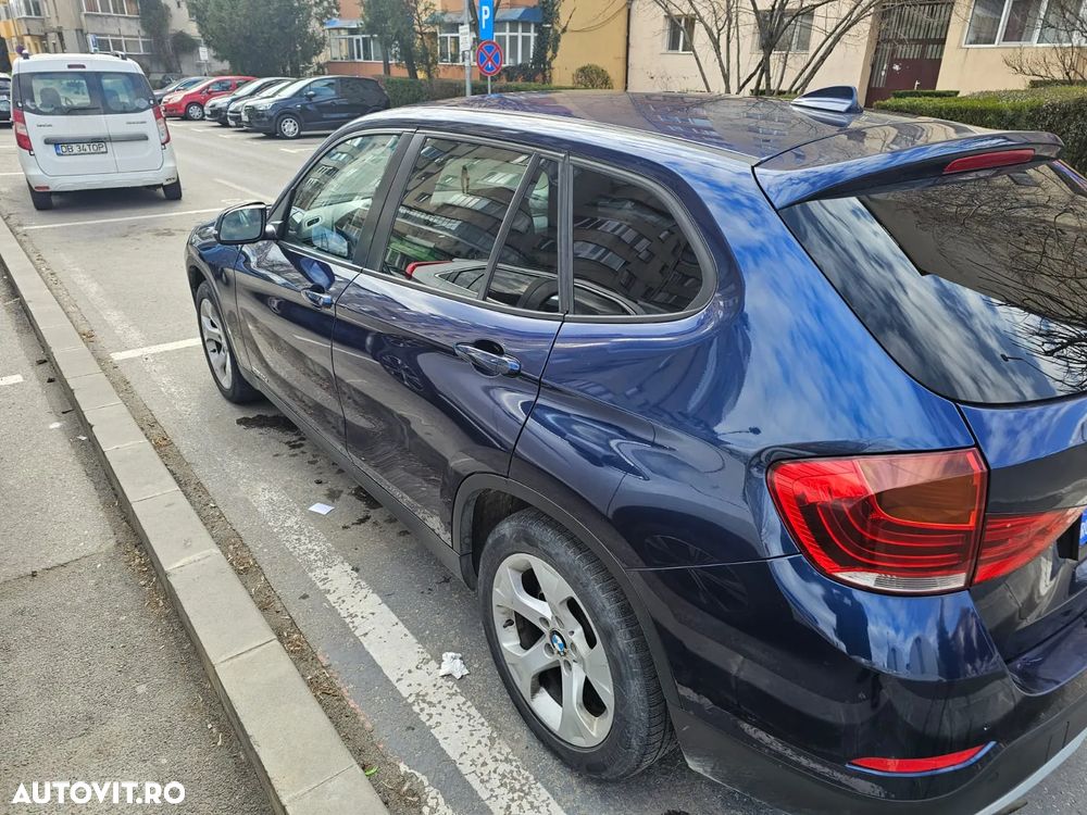 BMW X1 xDrive20d - 9