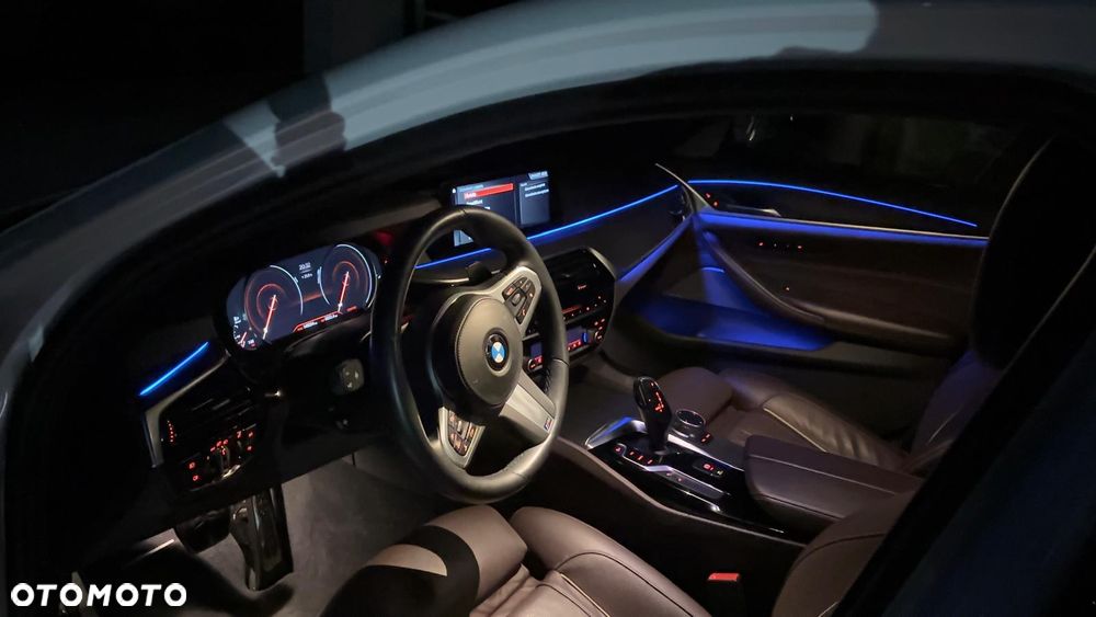 BMW Seria 5 540d xDrive - 16