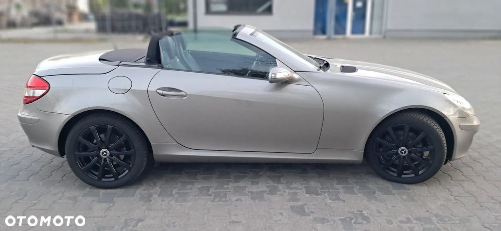 Mercedes-Benz SLK - 18