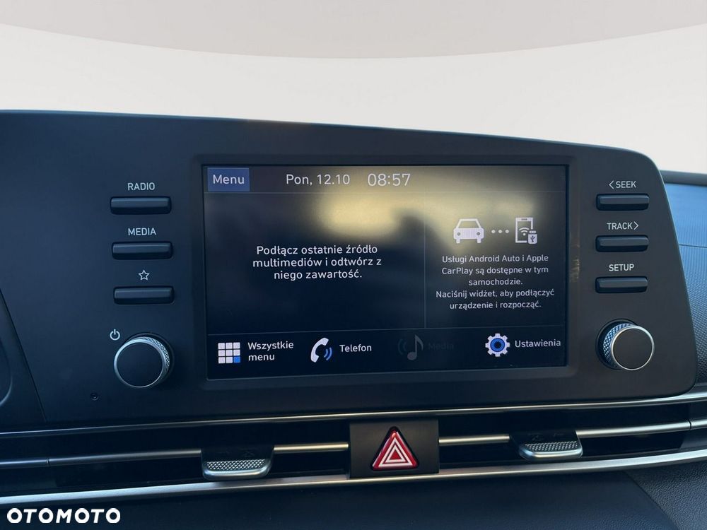 Hyundai Elantra 1.6 Smart - 17
