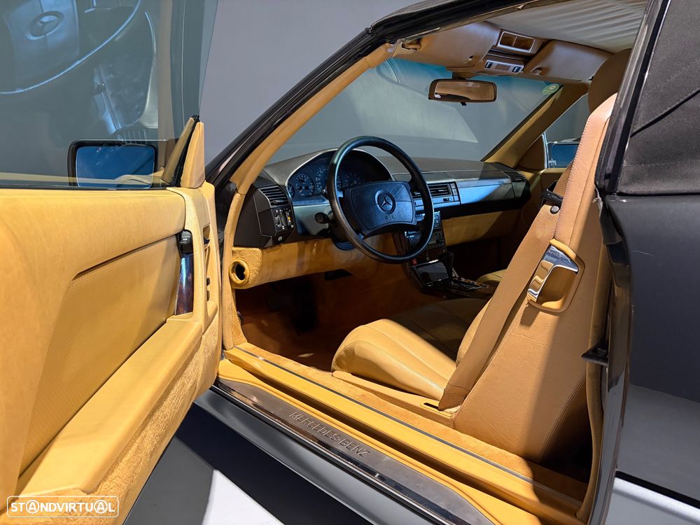 Mercedes-Benz SL 300 - 19
