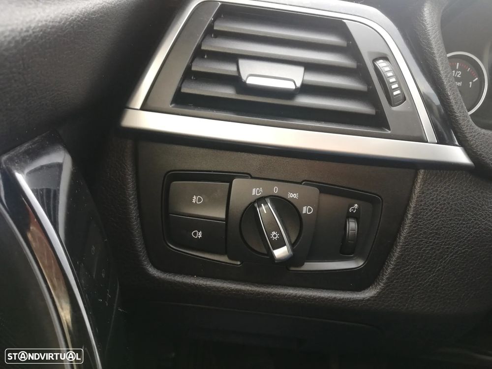 BMW 316 d Touring Edition M Sport Shadow - 17