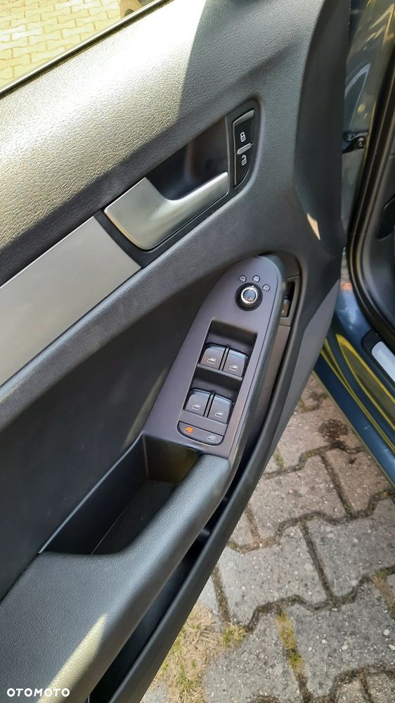 Audi A4 Limousine - 13