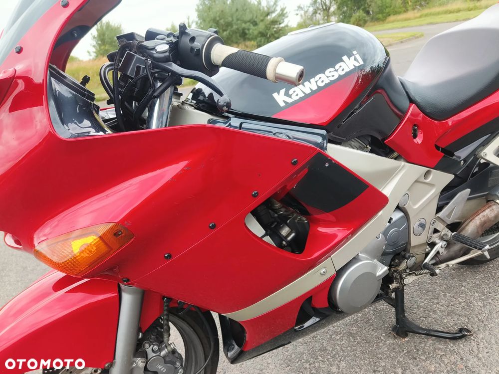 Kawasaki ZZR - 33