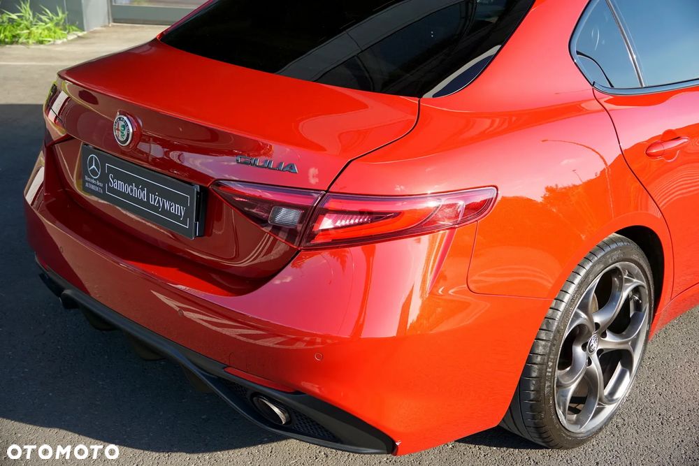 Alfa Romeo Giulia 2.0 Turbo Veloce TI Q4 - 14