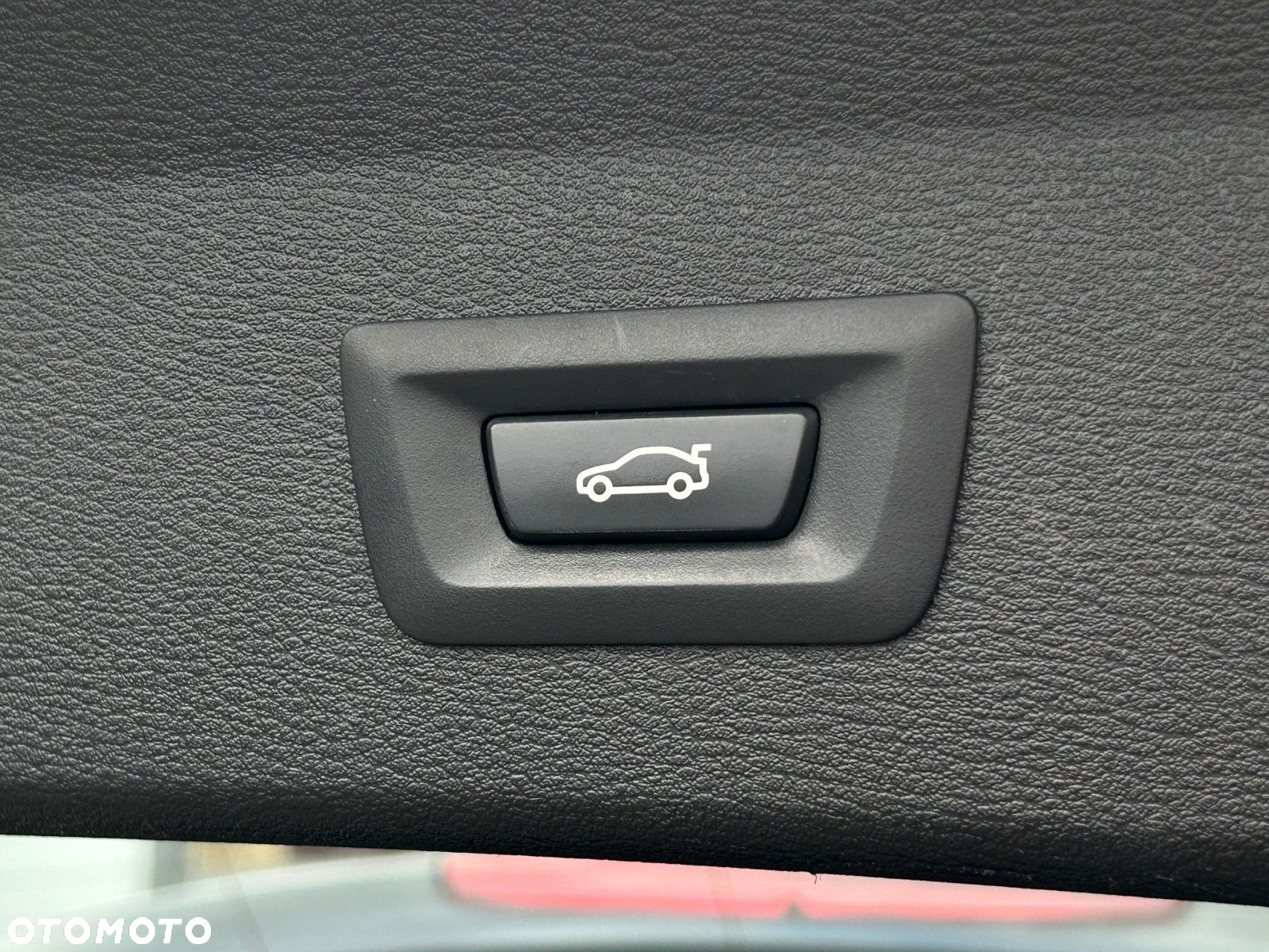 BMW X1 sDrive18i GPF Advantage - 10