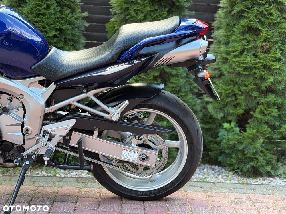 Yamaha FZ6 - 20