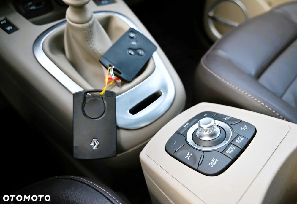 Renault Scenic TCe 130 Bose Edition - 30