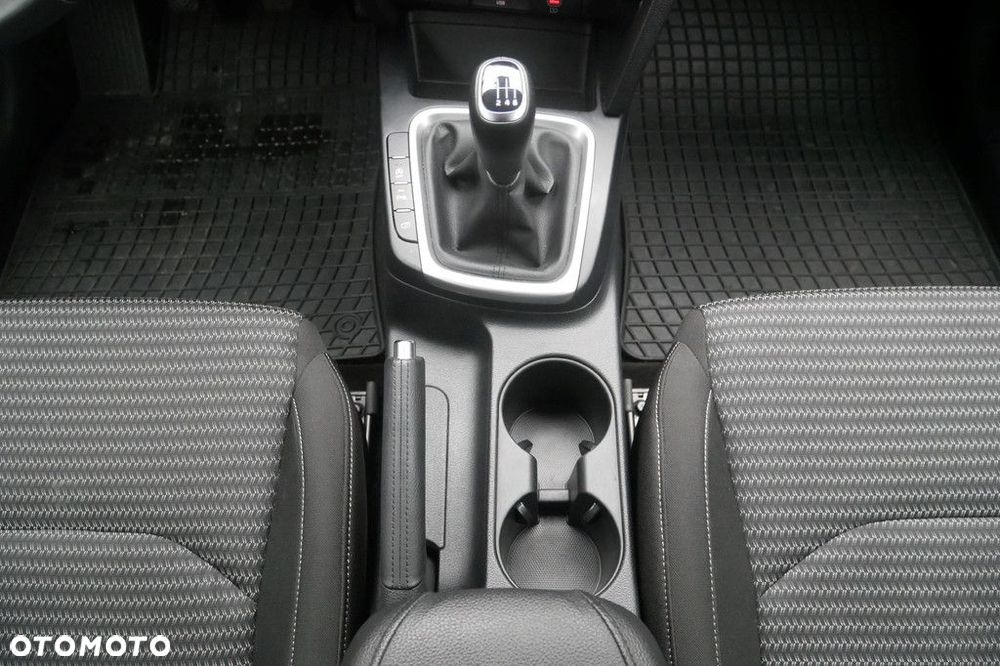 Kia Ceed 1.5 T-GDI M - 11