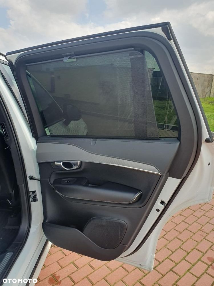 Volvo XC 90 T5 AWD R-Design 7os - 12