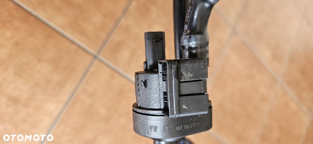 Przewód zawór paliwa Audi Vw Seat Skoda 1.5 TSI . 05E906052  04E133277A - 6