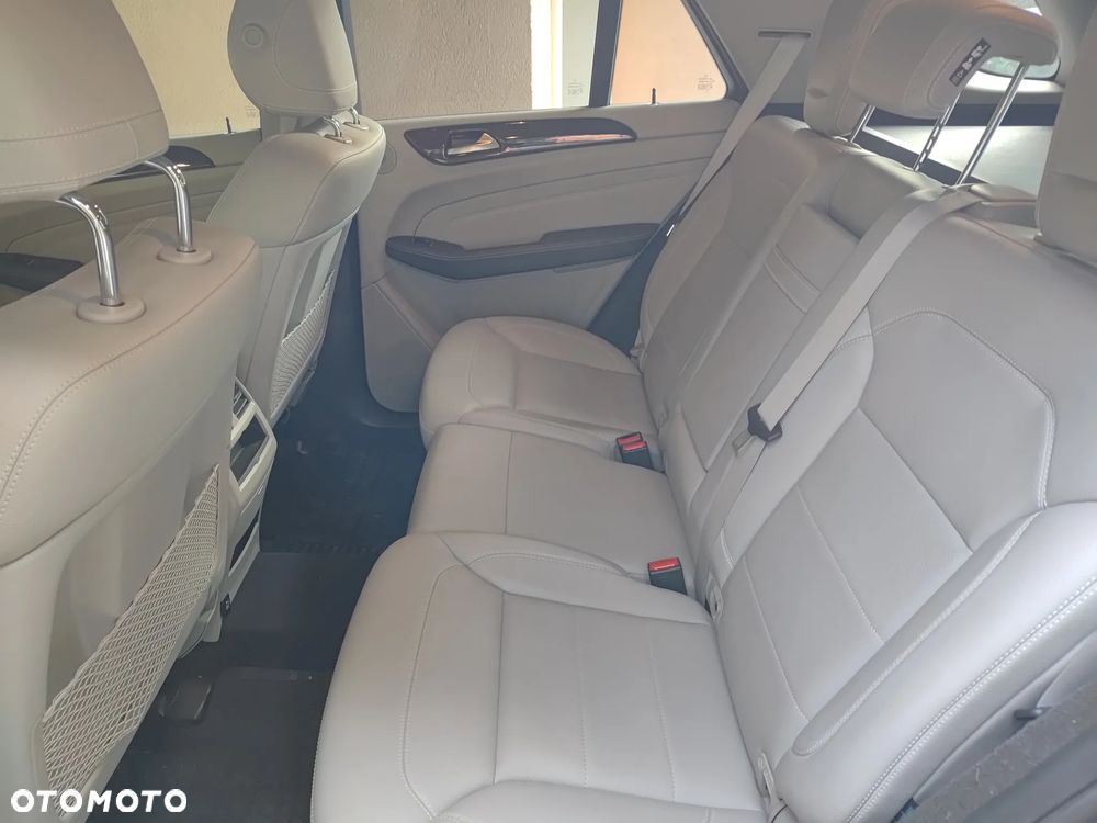 Mercedes-Benz ML - 6