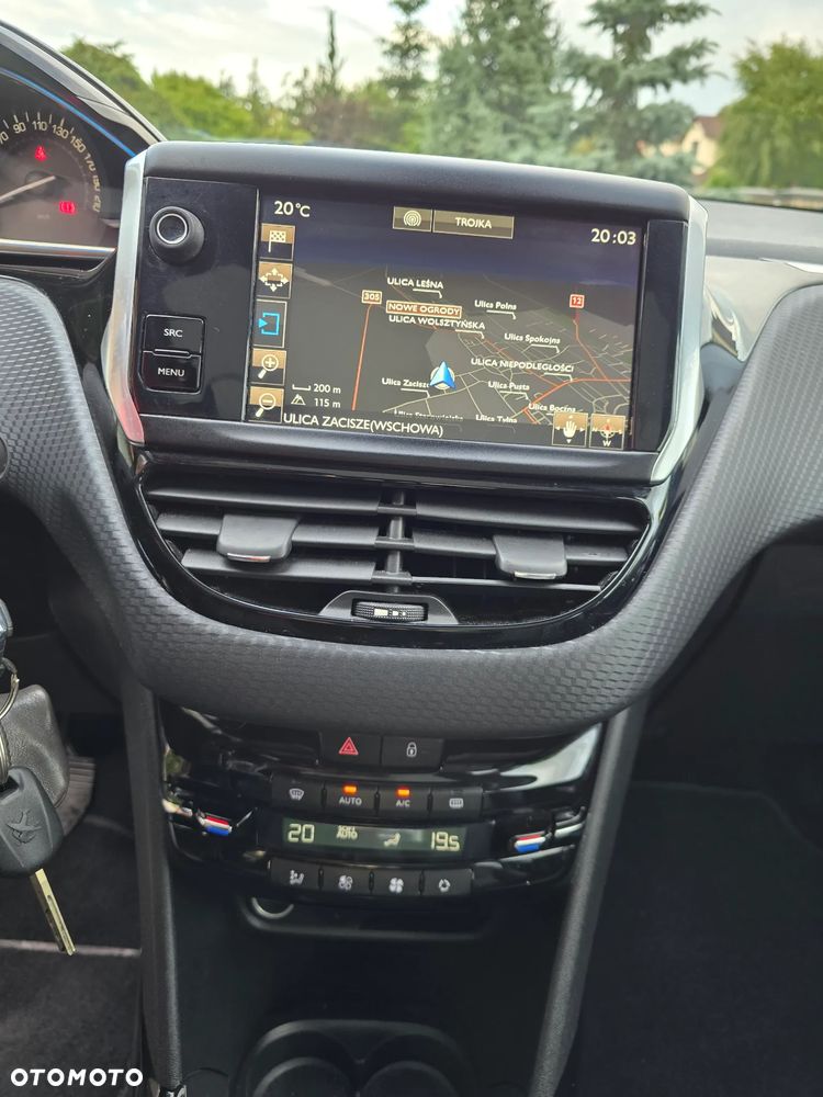 Peugeot 2008 1.6 BlueHDi Allure - 15