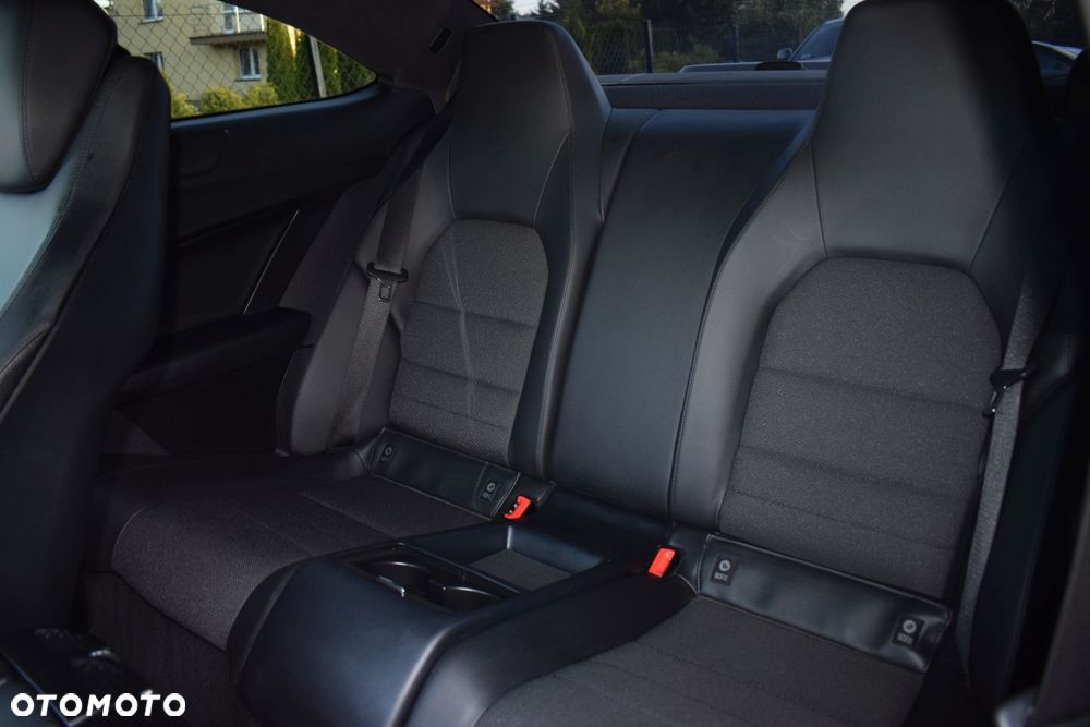 Mercedes-Benz Klasa C 180 BlueEFFICIENCY 7G-TRONIC Edition 1 - 10