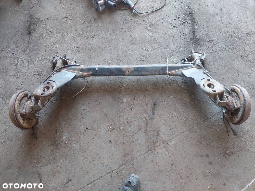 BELKA OŚ ZAWIESZENIA TYŁ BĘBNY Z ABS SKODA OCTAVIA I HB 5D ID: 237980 - 1