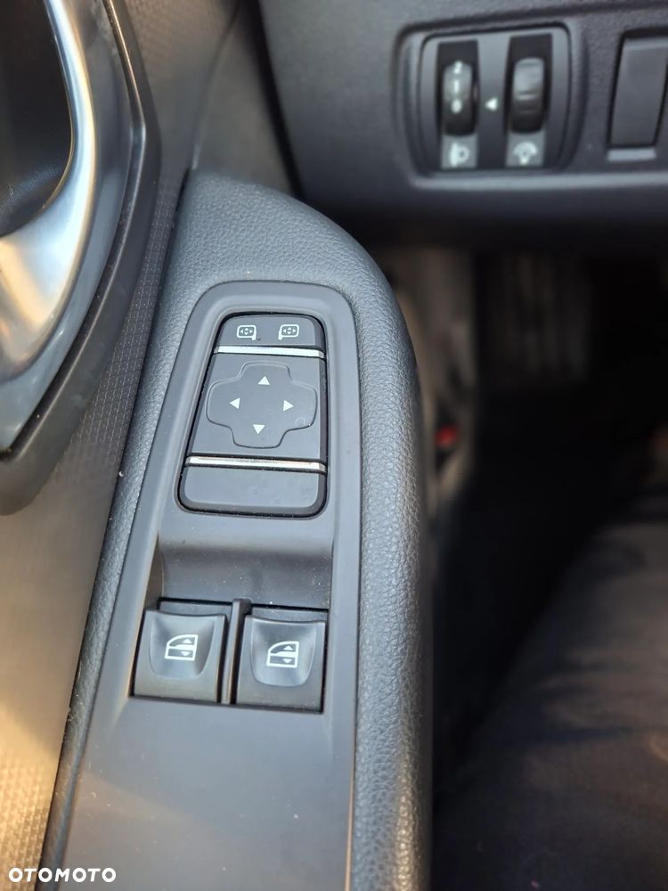 Renault Clio (Energy) TCe 90 Start & Stop INTENS - 15