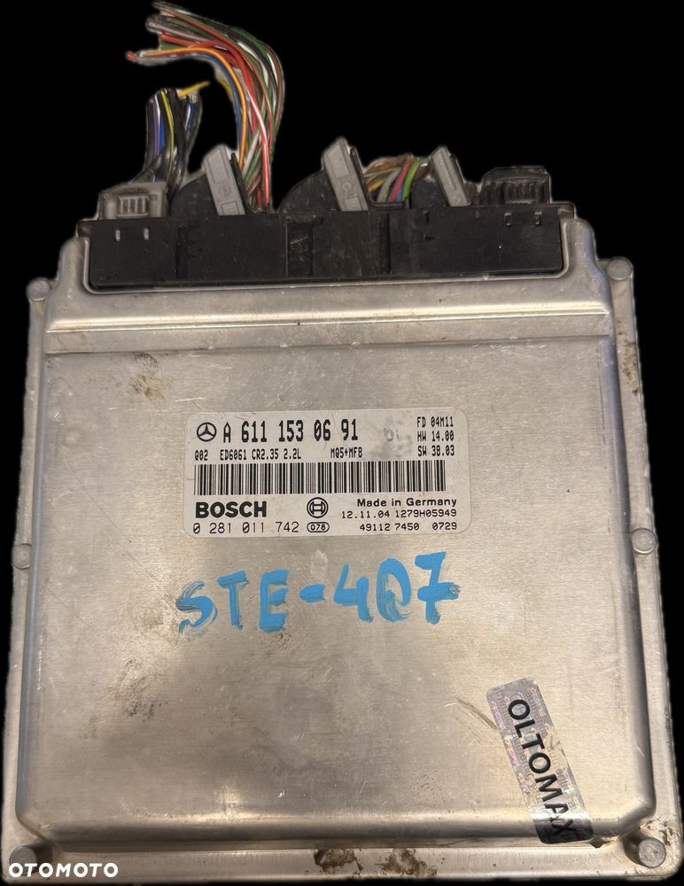 Sterownik KOMPUTER SILNIKA ECU Mercedes Benz A6111530691 - 1