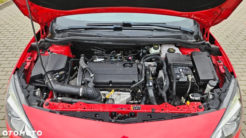 Opel Astra 1.6 Turbo Innovation - 14