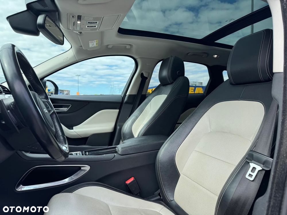 Jaguar F-Pace 20d AWD R-Sport - 25