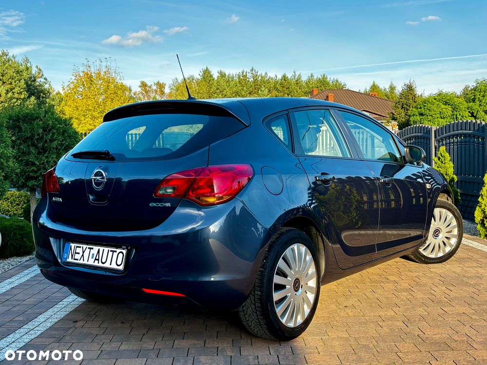 Opel Astra - 14