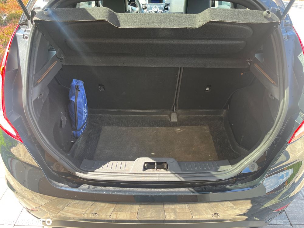 Ford Fiesta 1.6 EcoBoost ST - 28