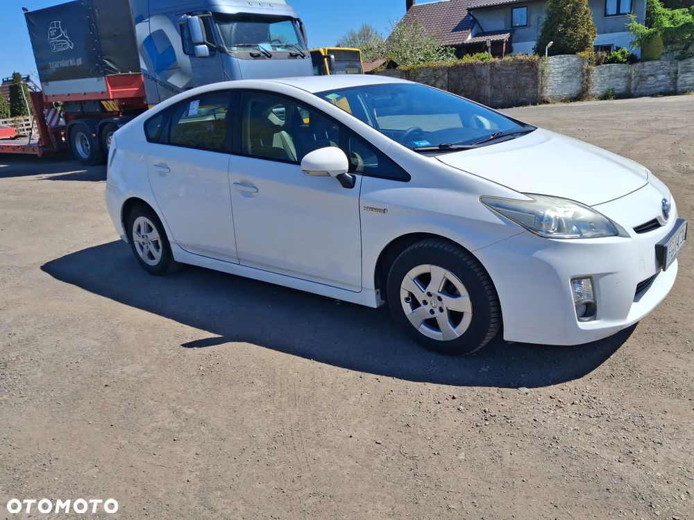 Toyota Prius 1.8 HSD Luna - 1