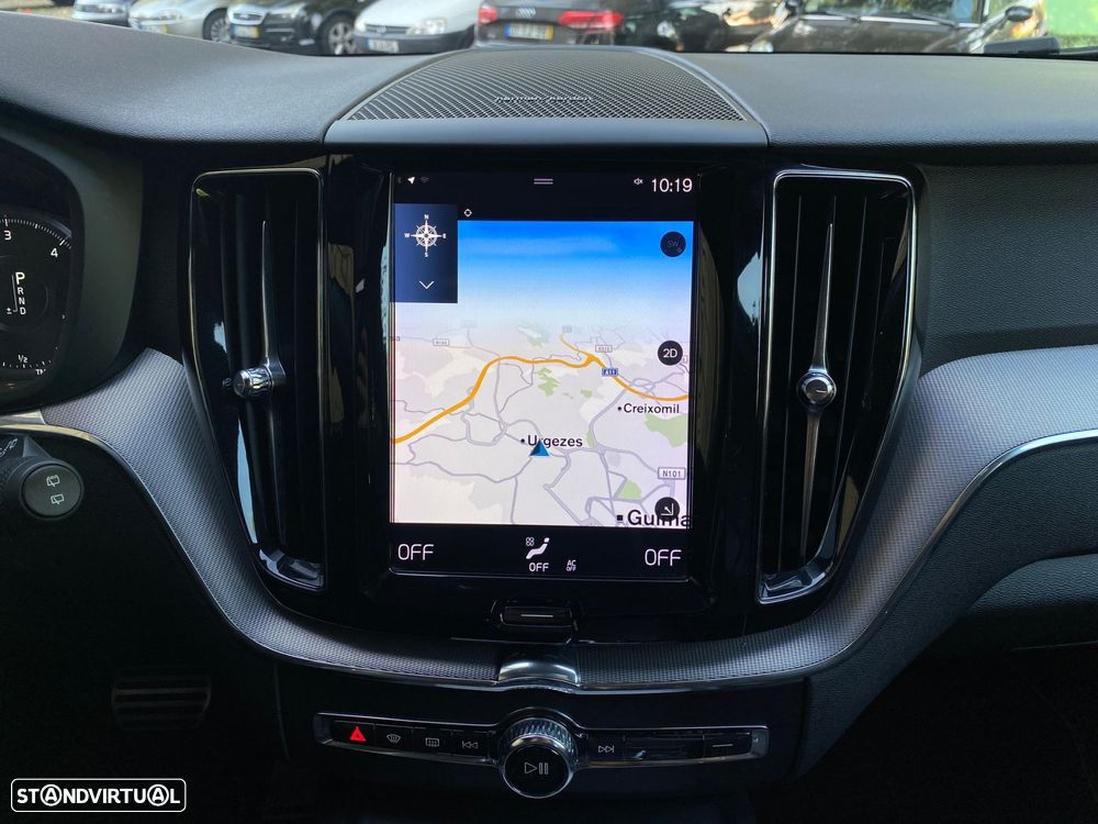 Volvo XC 60 2.0 D4 R-Design AWD Geartronic - 21