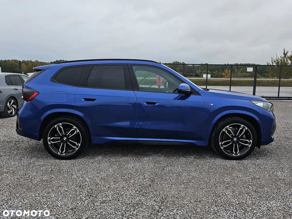 BMW X1 xDrive23i mHEV M Sport - 4
