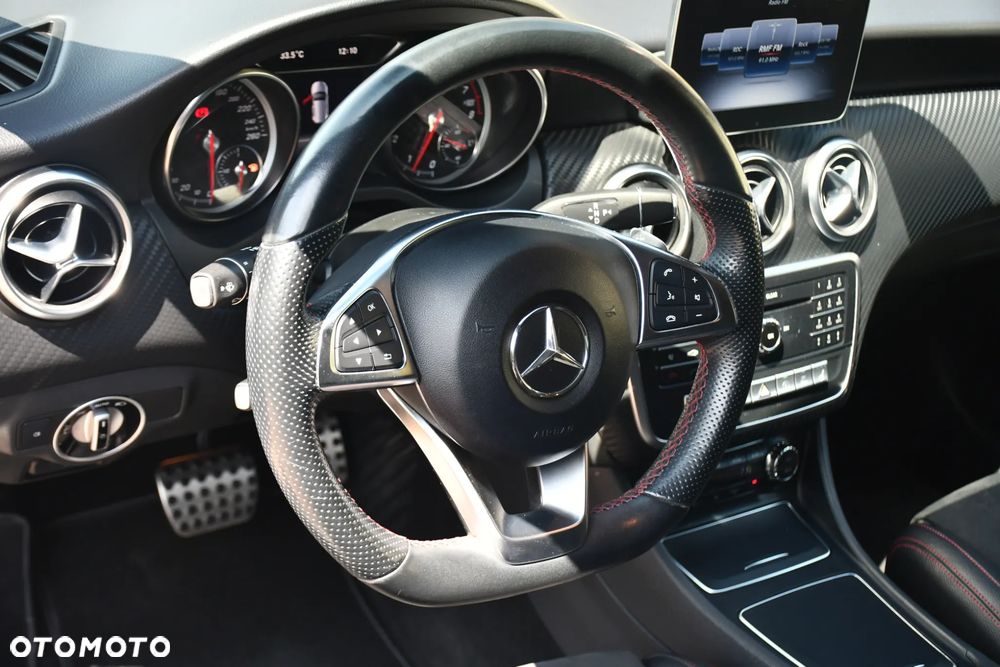 Mercedes-Benz Klasa A 200 7G-DCT AMG Line - 19