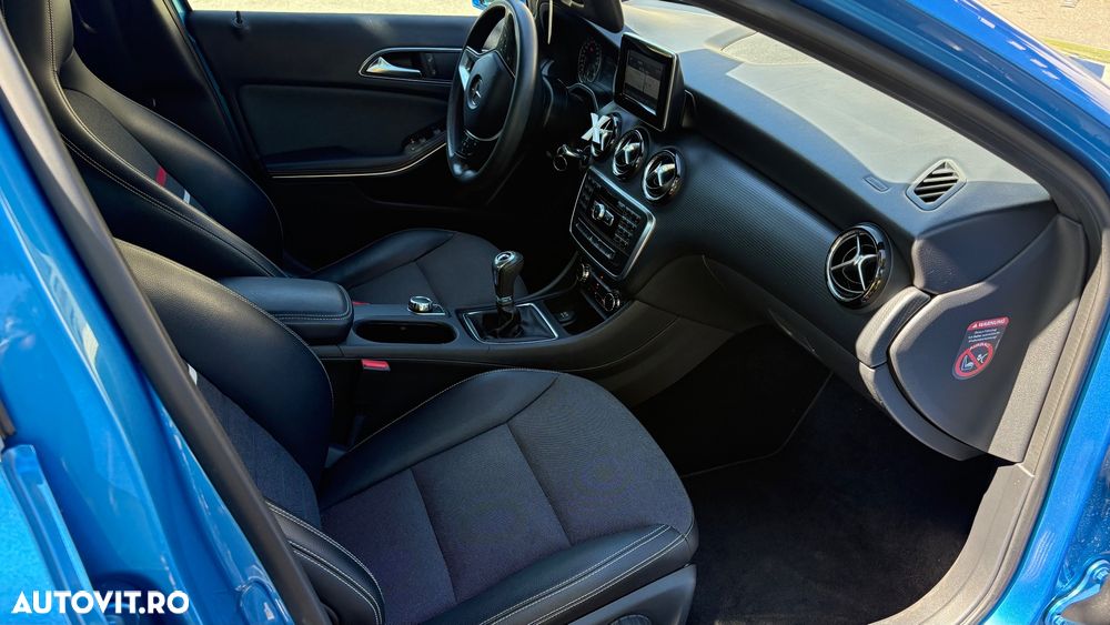Mercedes-Benz A 180 CDI BlueEfficiency Urban - 13
