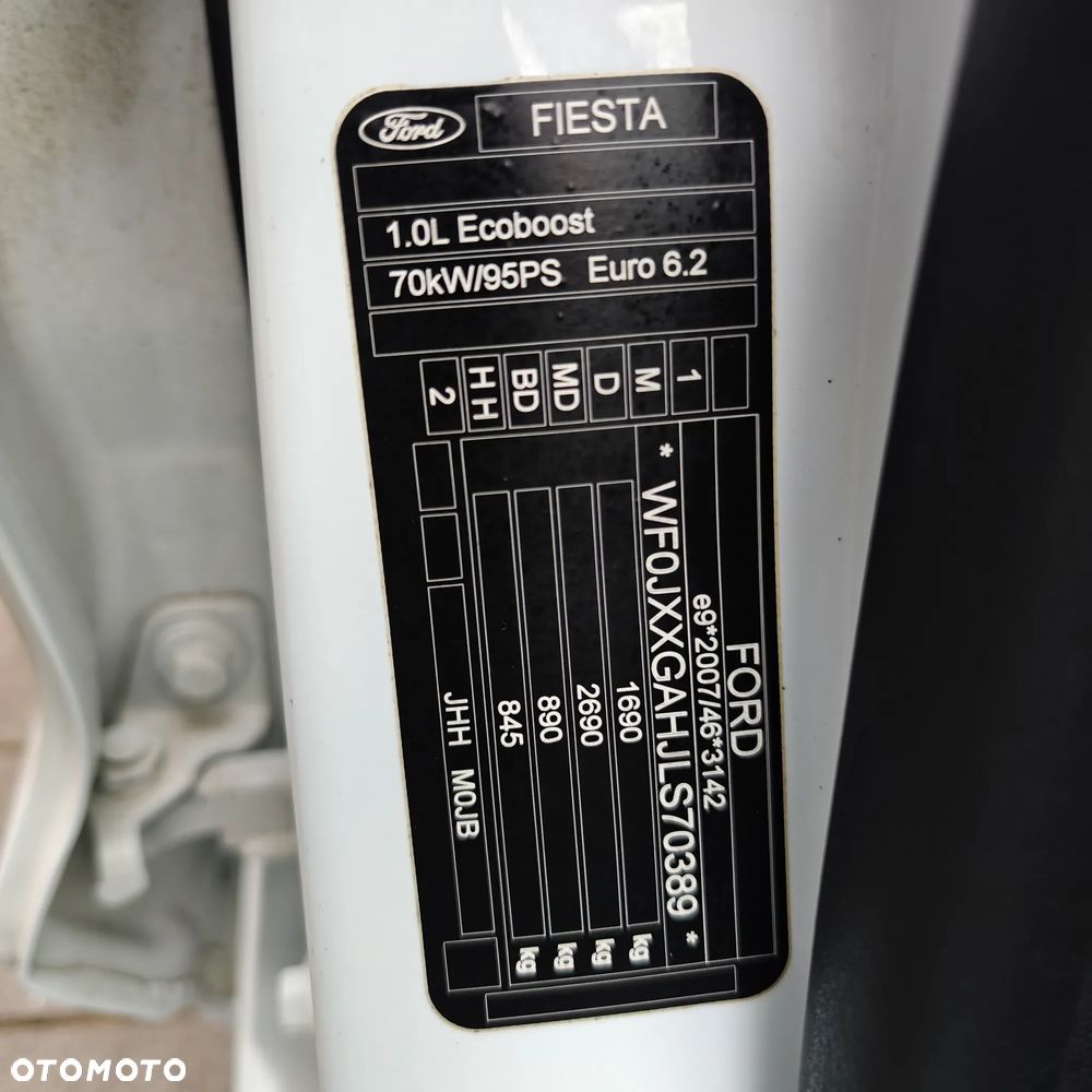 Ford Fiesta - 23