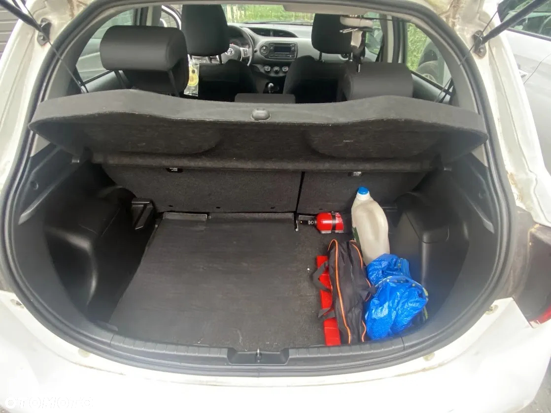 Toyota Yaris 1.5 Active - 9