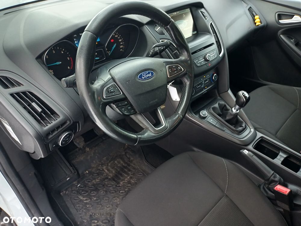 Ford Focus 1.5 TDCi Titanium - 16
