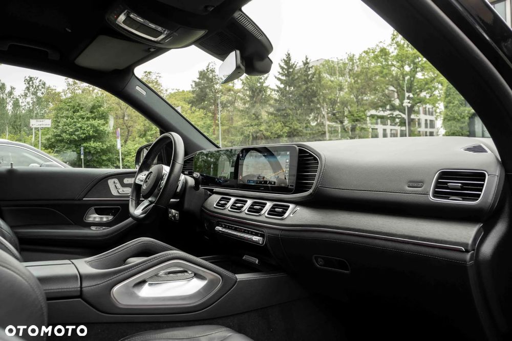 Mercedes-Benz GLE 300 d 4Matic 9G-TRONIC AMG Line - 16