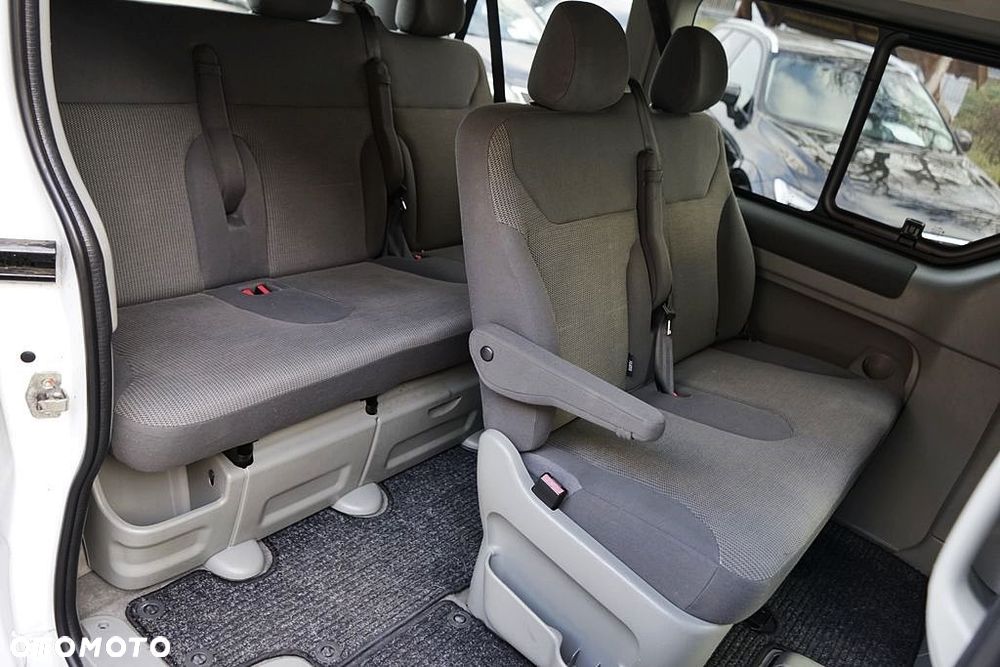 Opel Vivaro - 21