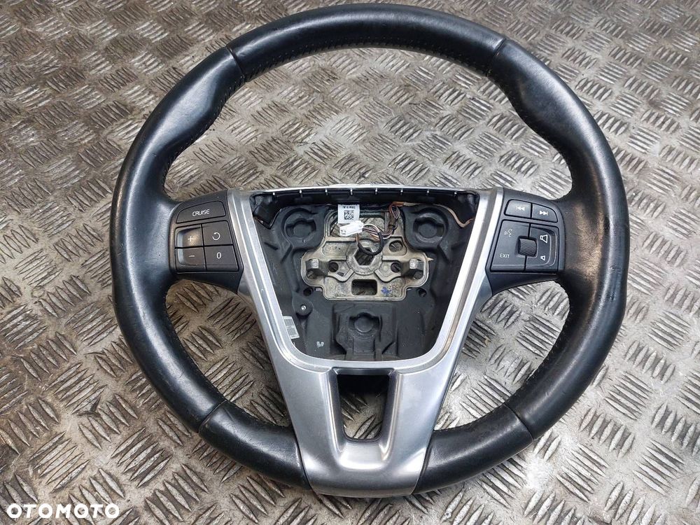 KIEROWNICA VOLVO XC60 I LIFT 31250592 31332911 USZKODZONA - 1