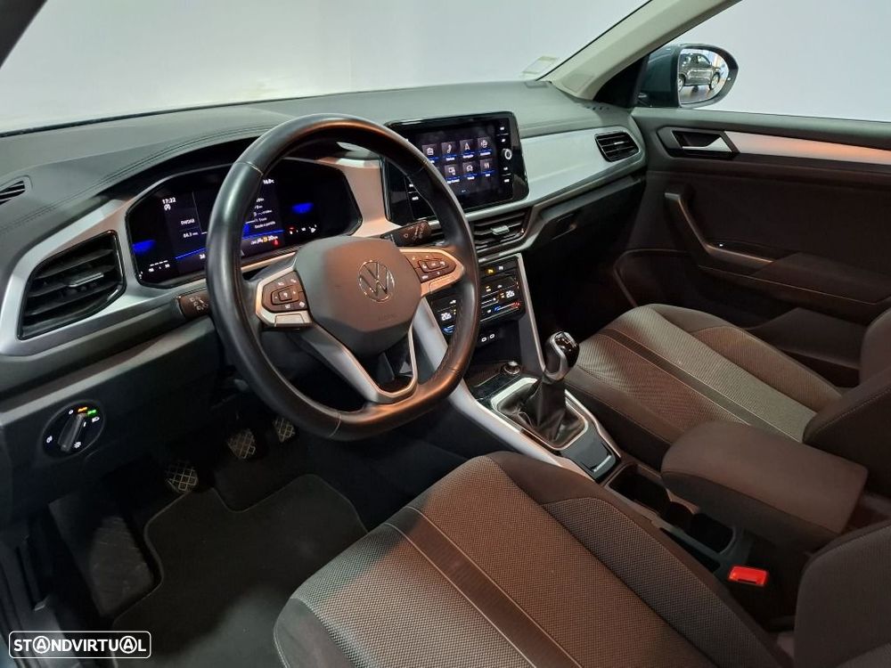 VW T-Roc 1.0 TSI Urban - 11